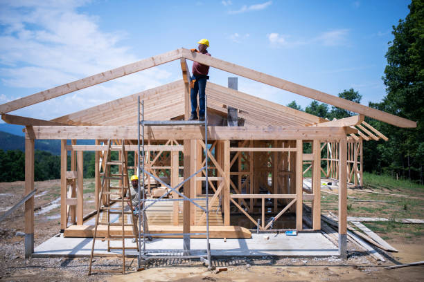 Best Storm Damage Roof Repair  in Newburgh, IN